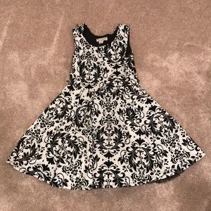 Girls dress